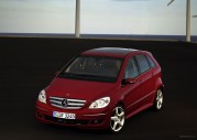 Mercedes-Benz B 200 Turbo Mercedes-Benz B 200 Turbo